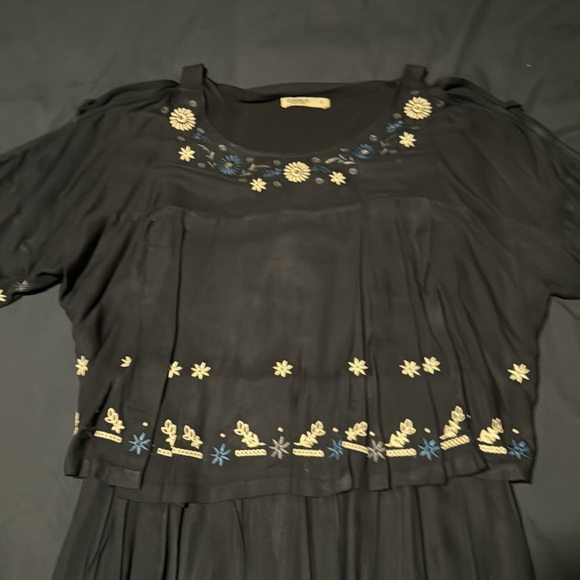 CC Double O dress (used in good condition) - Picture 2 of 2